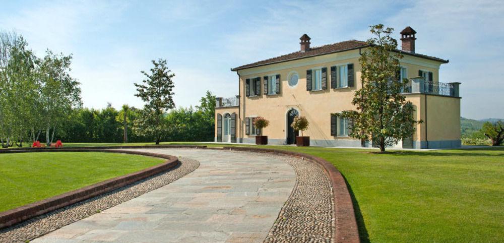 Relais 23 Hotel & Ristorante Castelnuovo Belbo Exterior photo