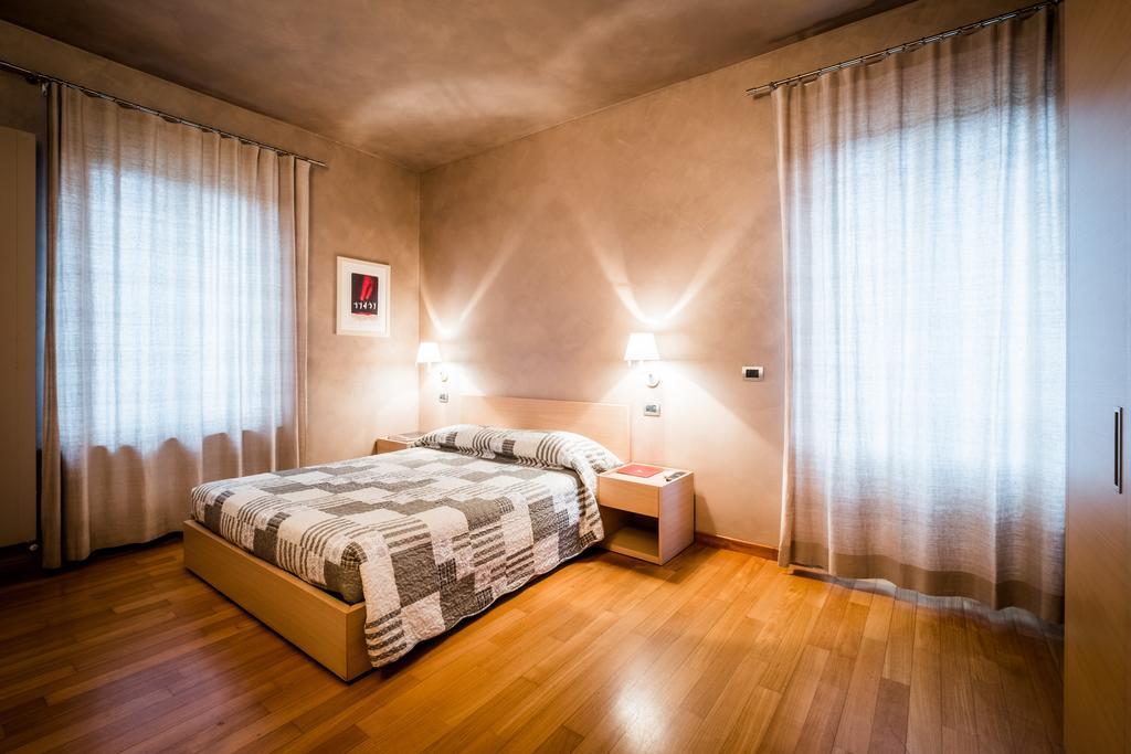 Relais 23 Hotel & Ristorante Castelnuovo Belbo Exterior photo